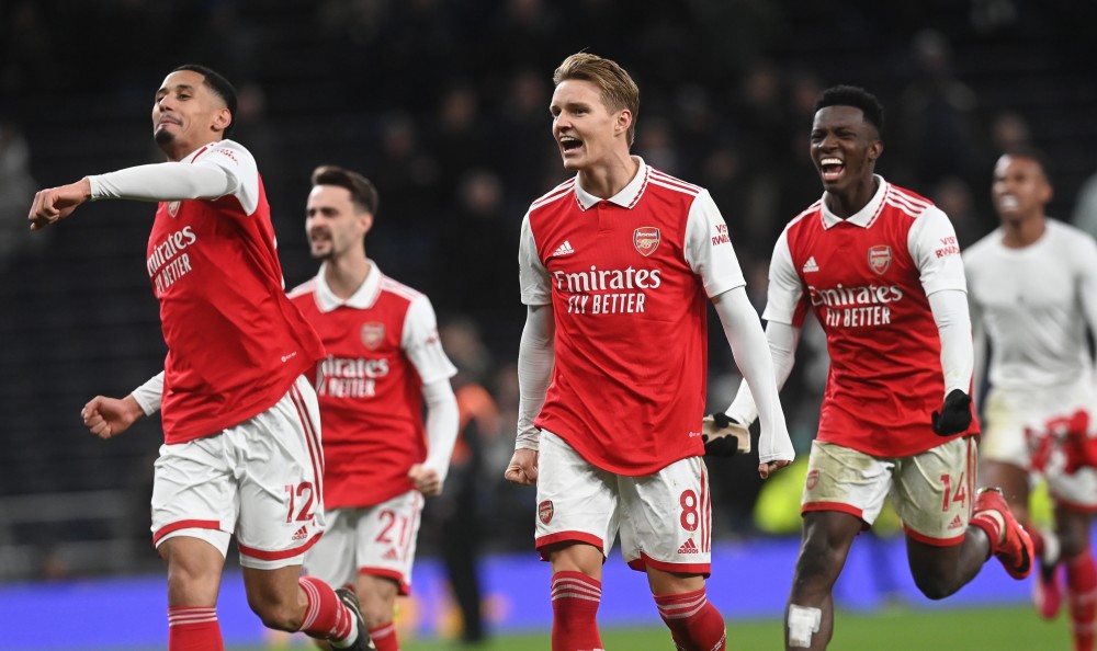 曼联欧联杯小组赛形势分析（曼联欧联杯小组出线前景解读）